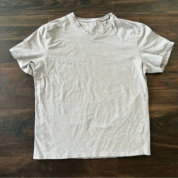 Algo Performance Mens XL v-neck Tee Shirt top - Picture 1 of 6